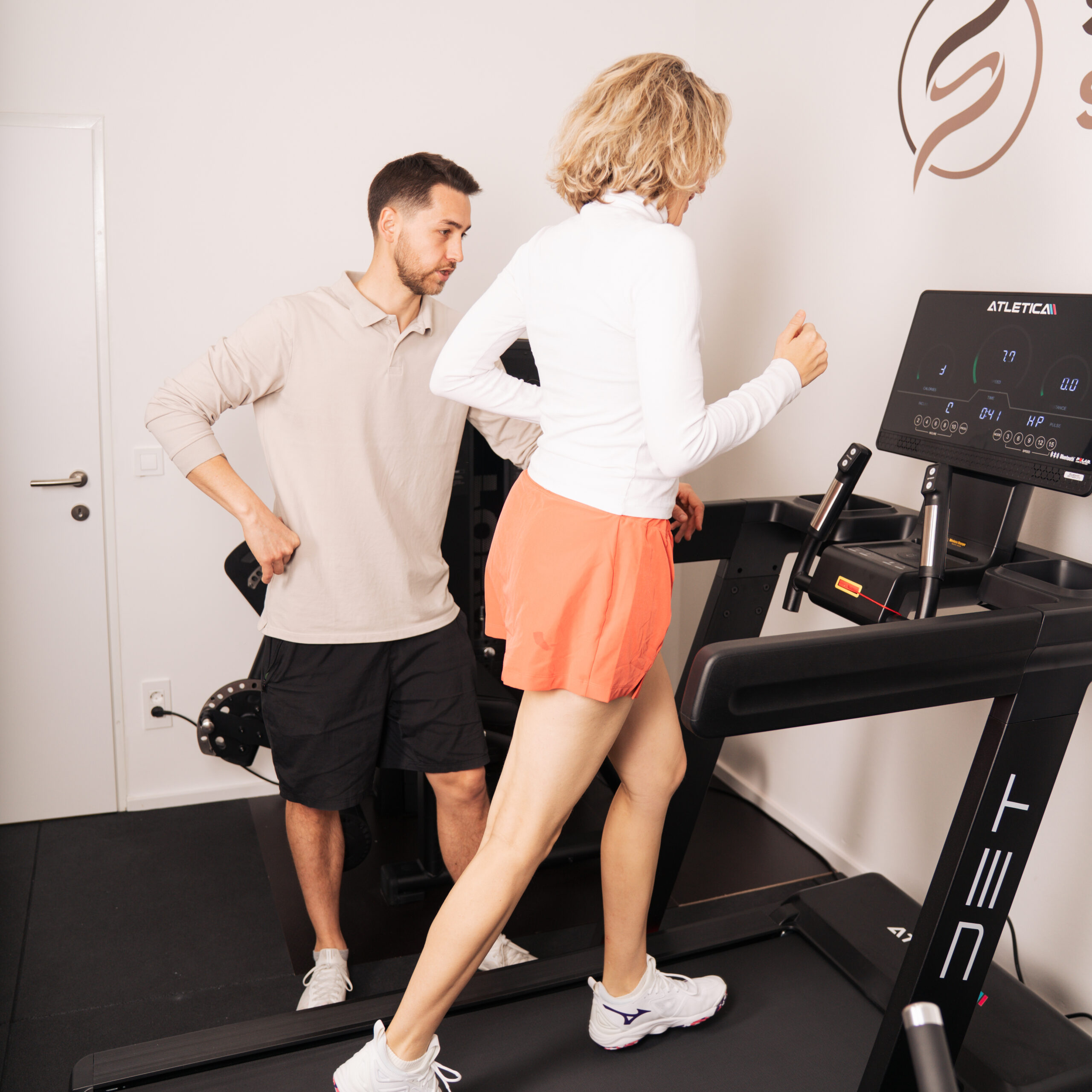 Laufband_in_der_Praxis_1030_Wien_Landstraße_Physiotherapie_high